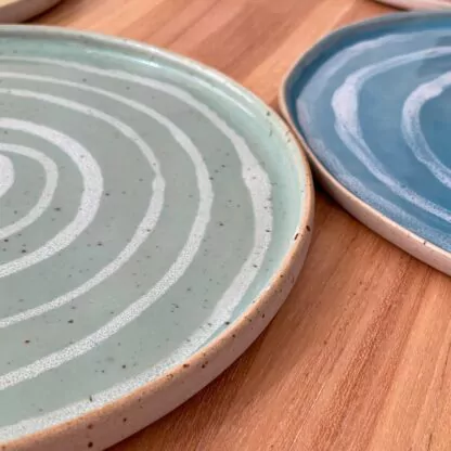 Yellow dinner plate with white spiral - Image 2