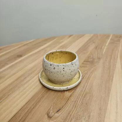 Spotted spherical tumbler with yellow - Image 2