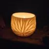 Porcelain luminary with carvings - obrazek 3