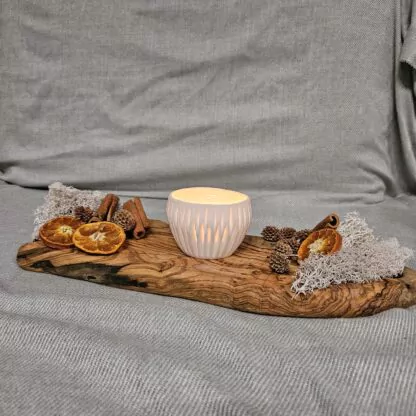 Porcelain luminary with carvings - Image 8
