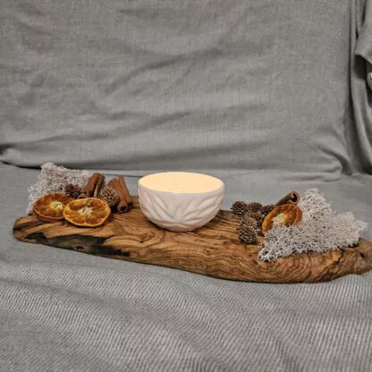 Porcelain luminary with carvings - obrazek 4